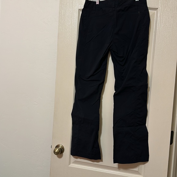 Women’s Royal Robbins hiking pants - Picture 4 of 5